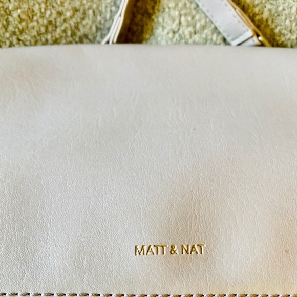 Matt & Nat crossbody bag - Picture 2 of 6